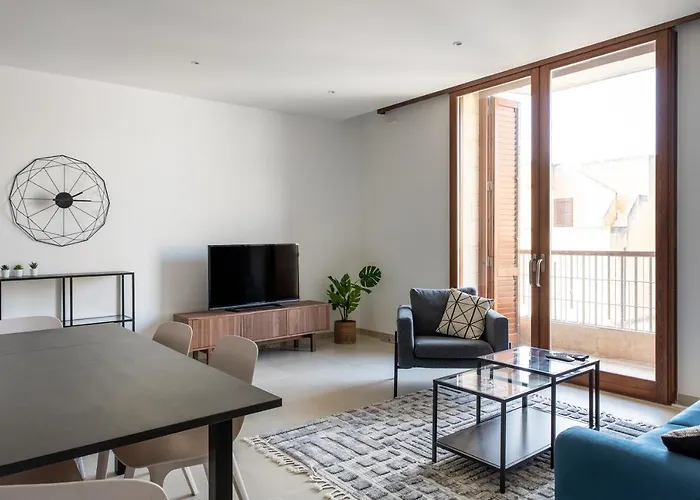 Cosy In Historic Chambray, Gozo